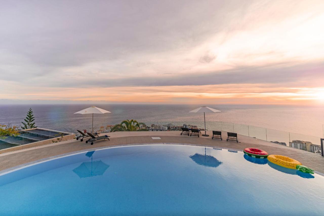 Sky Villa By An Island Apart ฟุงชาล ภายนอก รูปภาพ