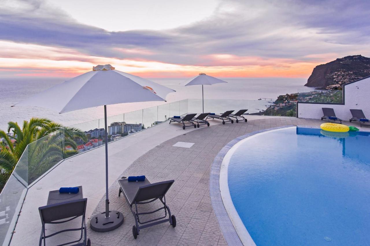 Sky Villa By An Island Apart ฟุงชาล ภายนอก รูปภาพ