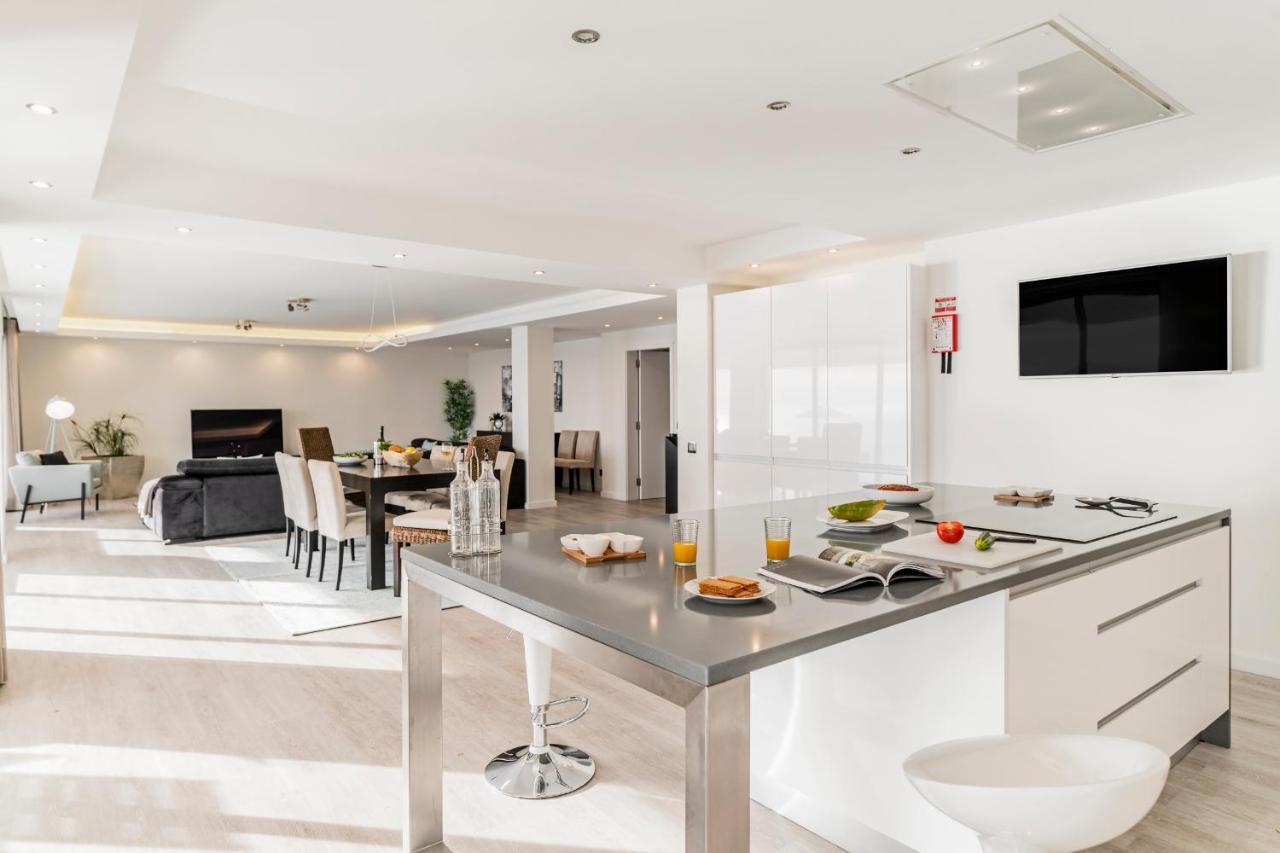 Sky Villa By An Island Apart ฟุงชาล ภายนอก รูปภาพ